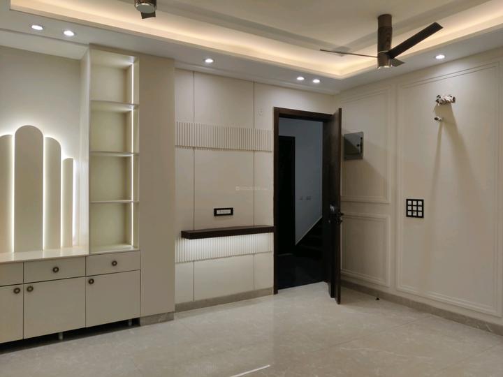 Niti Khand, Indirapuram Main Image 1