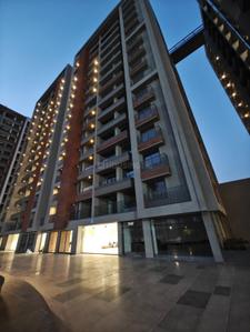 Building Image of 6950 Sq.ft 5 BHK Apartment / Flat for rent in Venus Pashmina, Bodakdev Ahmedabad for Rs. 450000