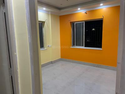 Bedroom Image of 1200 Sq.ft 2.5 BHK Builder Floor for rent in Lake Town Kolkata for Rs. 25000