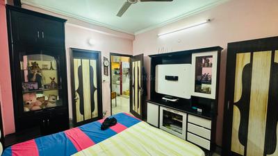 Bedroom Image of 1250 Sq.ft 3 BHK Builder Floor for sale in Palam New Delhi for Rs. 12900000
