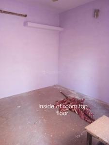 Bedroom Image of 540 Sq.ft 4 BHK Independent House for sale in Madhopura Ghaziabad for Rs. 2800000
