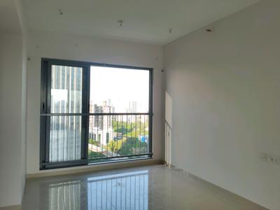 Living Room Image of 1050 Sq.ft 3 BHK Apartment / Flat for sale in Oberoi Eternia Towers A to D, Mulund West Mumbai for Rs. 32000000