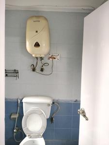 Common Bathroom Image of 2100 Sq.ft 4 BHK Apartment / Flat for sale in Meera Bai Apartments, Sector 5 Dwarka New Delhi for Rs. 27500000