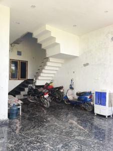 Image of 1800 Sq.ft 2 BHK Independent House for rent in Khairati Tola, Agra for Rs. 15000