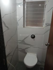 Bathroom Image of 596 Sq.ft 1 BHK Apartment / Flat for rent in Raunak Bliss, Kasarvadavali Thane for Rs. 20000