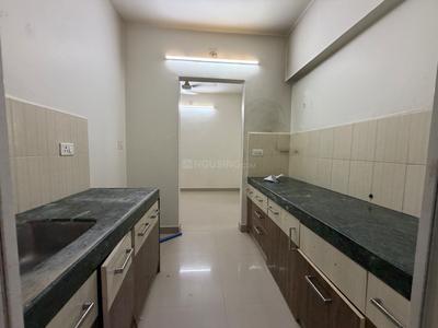 Kitchen Image of 600 Sq.ft 1 BHK Apartment / Flat for rent in Godrej Vanaangan, Jagatpur Ahmedabad for Rs. 16000