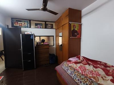 Bedroom Image of 1125 Sq.ft 3 BHK Builder Floor for sale in Chittaranjan Park New Delhi for Rs. 22000000