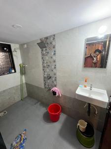 Bathroom Image of 552 Sq.ft 1 BHK Apartment / Flat for rent in Swaraj Rudraksh Residency, Varasoli Alibag for Rs. 20000