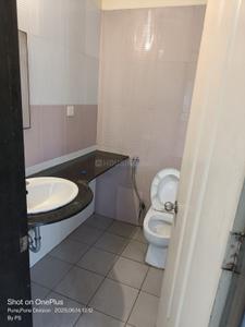 Bathroom Image of 1550 Sq.ft 3 BHK Apartment / Flat for rent in Nanded Pune for Rs. 30000