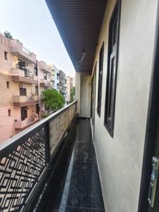 Balcony Image of 1150 Sq.ft 3 BHK Builder Floor for sale in Sector 4 Rohini New Delhi for Rs. 17500000