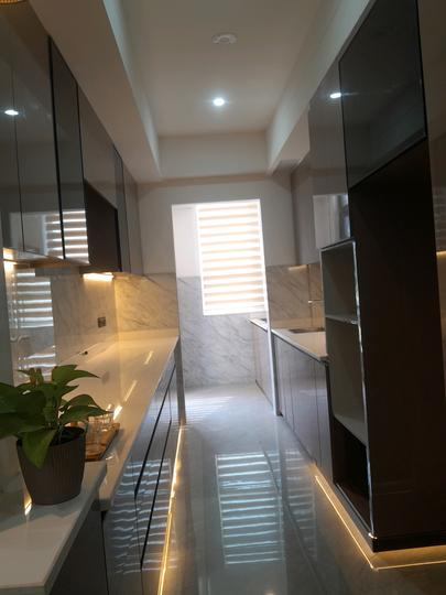 Orris Atulyam 83 Main Image 1