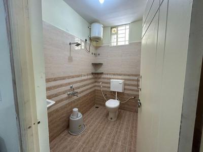 Bathroom Image of 650 Sq.ft 1 BHK Apartment / Flat for rent in Munnekollal Bengaluru for Rs. 26000