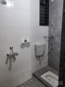 Bathroom Image of 700 Sq.ft 2 BHK Apartment / Flat for rent in S R Constructions Nashik Shree Chintamani Nagar, Panchavati Nashik for Rs. 12000