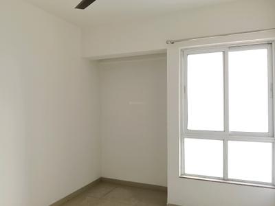 Bedroom Image of 920 Sq.ft 2 BHK Apartment / Flat for sale in Kalpataru Paramount, Thane West Thane for Rs. 15200000