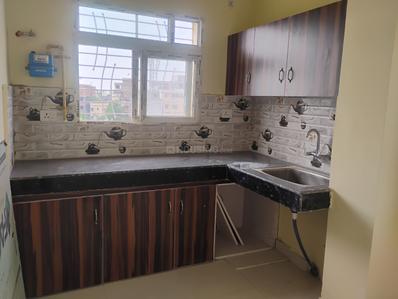 Kitchen Image of 1100 Sq.ft 2 BHK Apartment / Flat for rent in Rajbansi Nagar Patna for Rs. 18000