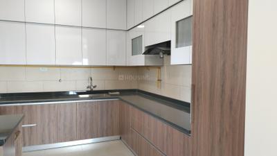 Kitchen Image of 2002 Sq.ft 3 BHK Apartment / Flat for rent in Sobha City, Sector 108 Gurgaon for Rs. 80000
