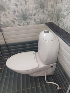 Bathroom Image of 1560 Sq.ft 3 BHK Apartment / Flat for rent in Ramapuram Chennai for Rs. 40000