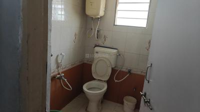 Bathroom Image of 3500 Sq.ft 3 BHK Duplex for rent in Shayona Krupa, Chanakyapuri Ahmedabad for Rs. 40000
