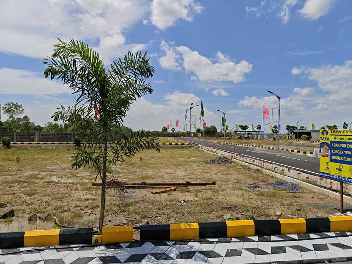 Kelambakkam Main Image 1