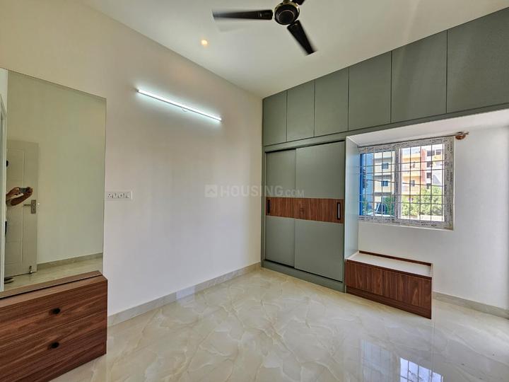 Home track Bedroom 1