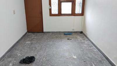 Living Room Image of 1000 Sq.ft 2 BHK Apartment / Flat for rent in Meena Apartments, Patparganj New Delhi for Rs. 26000