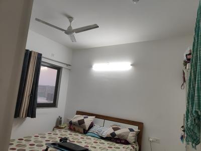 Bedroom Image of 920 Sq.ft 2 BHK Apartment / Flat for sale in Amanora Gold Towers, Hadapsar Pune for Rs. 11500000