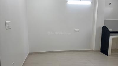 Living Room Image of 400 Sq.ft 2 BHK Builder Floor for rent in Roberts Lines Lucknow for Rs. 15000