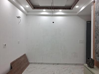 Living Room Image of 1000 Sq.ft 2 BHK Apartment / Flat for sale in Sector 72 Noida for Rs. 4000000