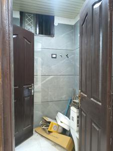 Common Bathroom Image of 1380 Sq.ft 3 BHK Builder Floor for sale in Vasundhara Ghaziabad for Rs. 9200000