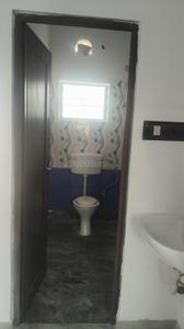 Bathroom Image of 800 Sq.ft 2 BHK Apartment / Flat for sale in Kamdahari Kolkata for Rs. 3800000