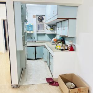 Kitchen Image of 1350 Sq.ft 3 BHK Apartment / Flat for sale in Karishma Apartment, Patparganj New Delhi for Rs. 18500000