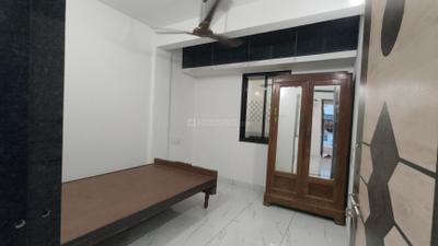 Bedroom Image of 700 Sq.ft 1 BHK Builder Floor for rent in Jahangirabad Surat for Rs. 12500