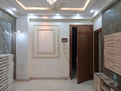Living Room Image of 1050 Sq.ft 2 BHK Apartment / Flat for sale in Sector 73 Noida for Rs. 4000000