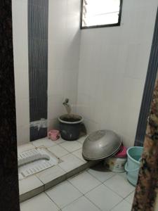 Common Bathroom Image of 1077 Sq.ft 2 BHK Apartment / Flat for sale in Jasodanagr Ahmedabad for Rs. 4000000