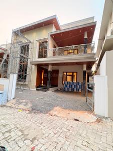 Image of 2500 Sq.ft 4 BHK Independent House for sale in Aluva, Kochi for Rs. 13000000