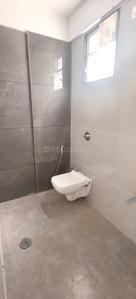 Bathroom Image of 1500 Sq.ft 4 BHK Apartment / Flat for rent in Premlok Park, Chinchwad Pune for Rs. 45000