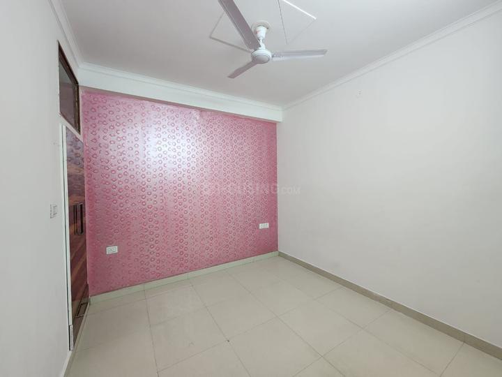 Om Vihar, Palam Vihar Extension Main Image 1