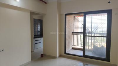 Living Room Image of 900 Sq.ft 2 BHK Apartment / Flat for rent in Raunak City, Kalyan West Kalyan for Rs. 20000