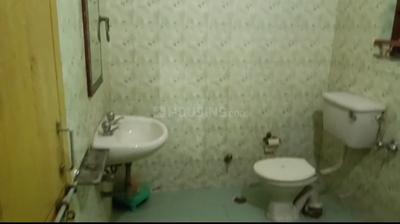 Bathroom Image of 4000 Sq.ft 4 BHK Independent House for sale in South City Lucknow for Rs. 22500000