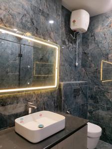 Bedroom Two Image of 2500 Sq.ft 4 BHK Builder Floor for sale in DLF Exclusive Floors, Sector 54 Gurgaon for Rs. 37500000
