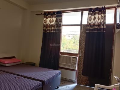 Bedroom Image of Blue Star Girls PG  in Sector 63, Noida