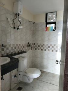 Common Bathroom Image of 1664 Sq.ft 3 BHK Apartment / Flat for rent in Amrapali Pan Oasis, Sector 70 Noida for Rs. 61000