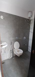 Bathroom Image of 575 Sq.ft 1 BHK Apartment / Flat for rent in Unnati Woods Phase 7, Kasarvadavali Thane for Rs. 25000