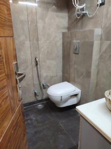 Image of 1360 Sq.ft 3 BHK Builder Floor for sale in Mansarover Garden, New Delhi for Rs. 25000000