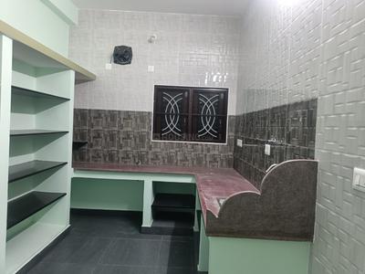 Kitchen Image of 1200 Sq.ft 2 BHK Apartment / Flat for rent in South Ramalinga Nagar Tiruchirappalli for Rs. 18000