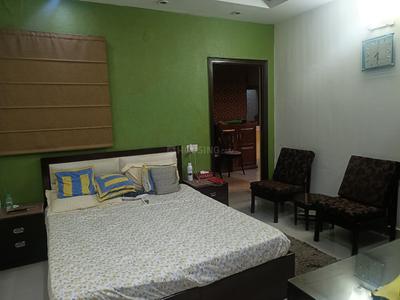 Bedroom Image of 658 Sq.ft 2 BHK Independent House for rent in Safdarjung Development Area New Delhi for Rs. 60000