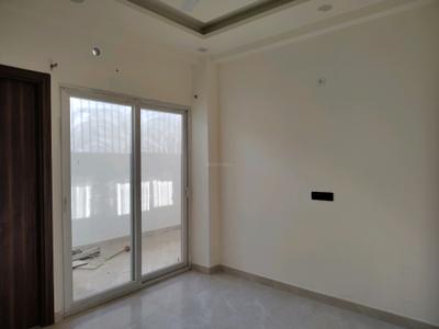 Bedroom Image of 1750 Sq.ft 3 BHK Builder Floor for rent in AKJ Green Floors, Crossings Republik Ghaziabad for Rs. 25000