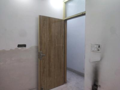Bedroom Image of 1000 Sq.ft 3 BHK Builder Floor for sale in Govindpuri New Delhi for Rs. 5500000