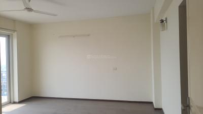 Bedroom Image of 1329 Sq.ft 2.5 BHK Apartment / Flat for sale in Mahindra Aura, Sector 110A Gurgaon for Rs. 18500000