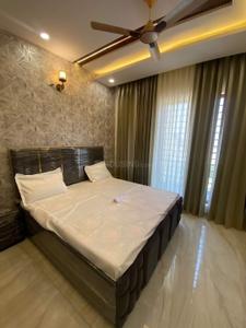 1 RK Independent Builder Floor